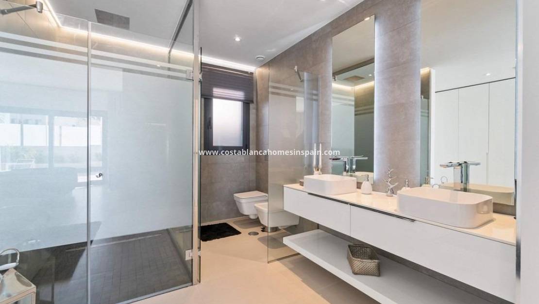 Re-salg - villa - Campoamor