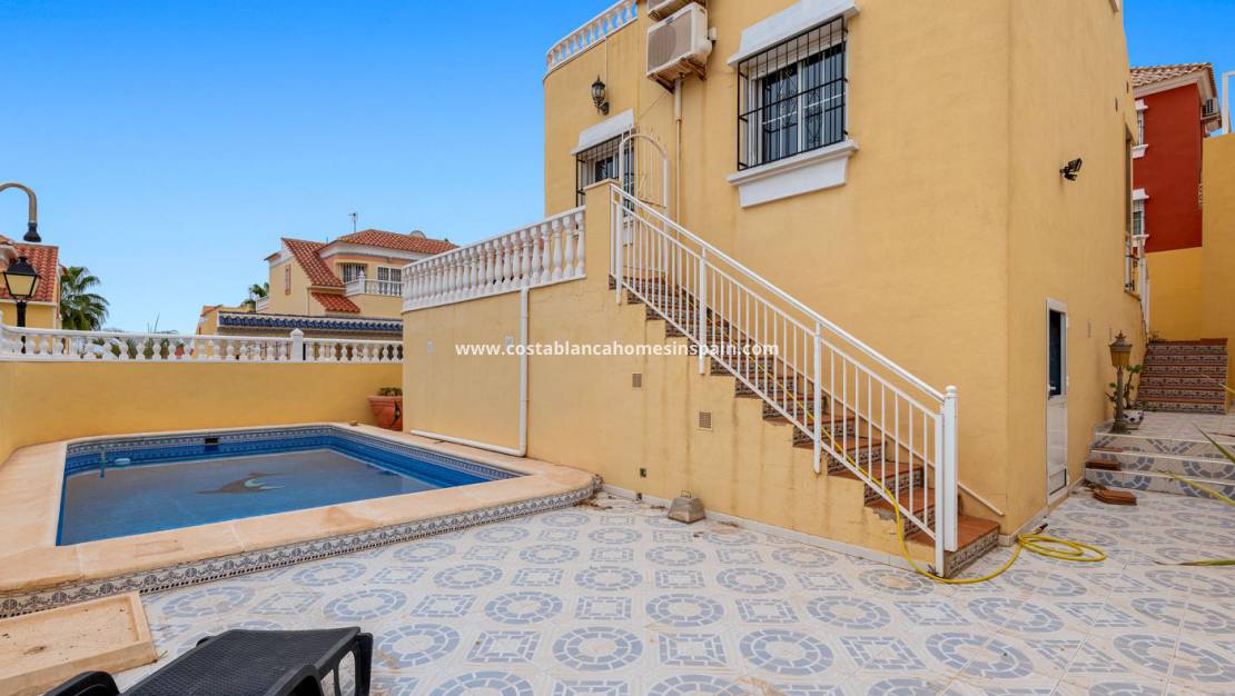 Re-salg - Villa - Orihuela Costa - Villamartín-Las Filipinas