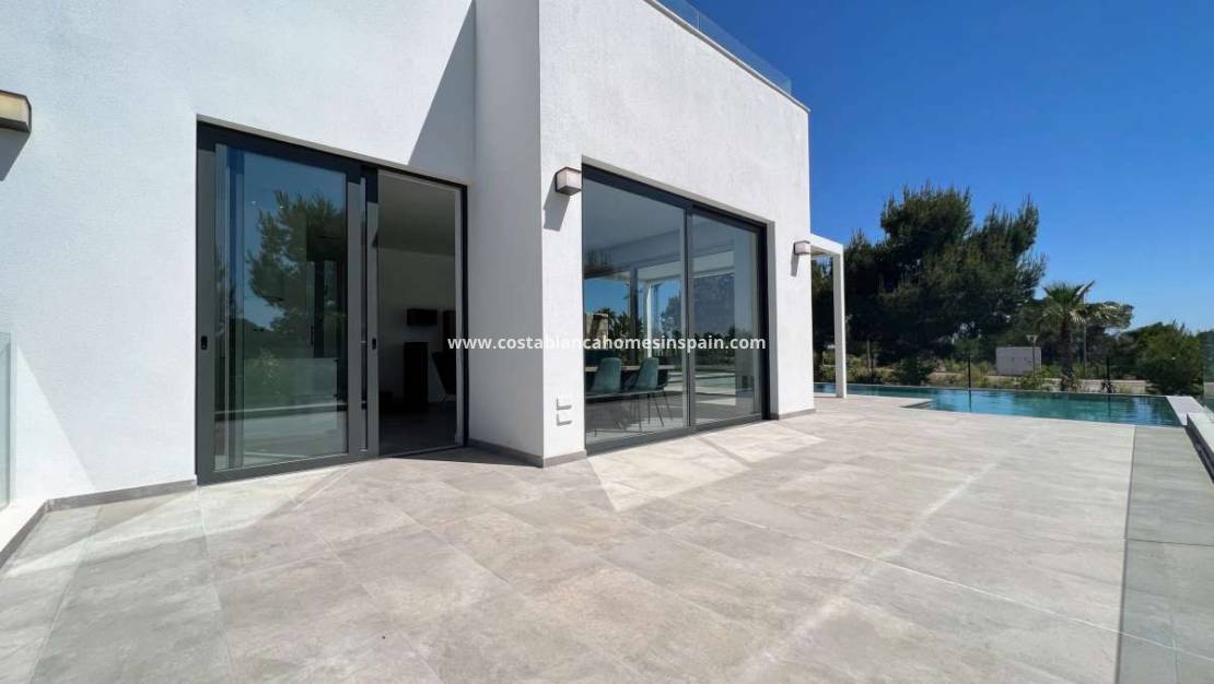 Re-salg - Villa - Orihuela - Las Colinas Golf