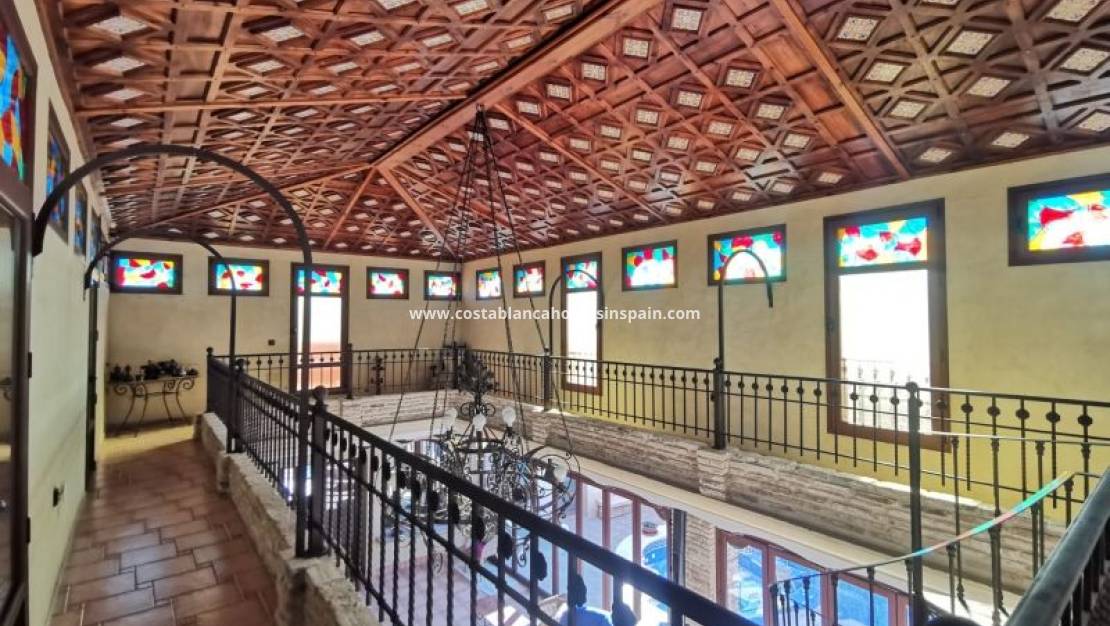 Re-salg - villa - Orihuela