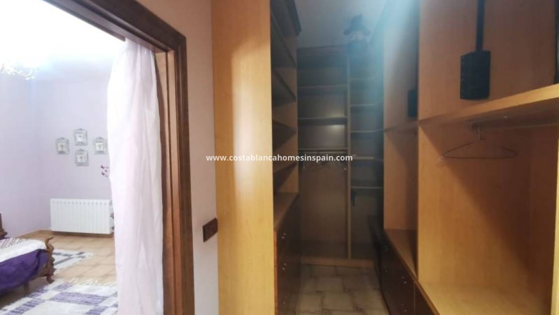 Re-salg - villa - Orihuela