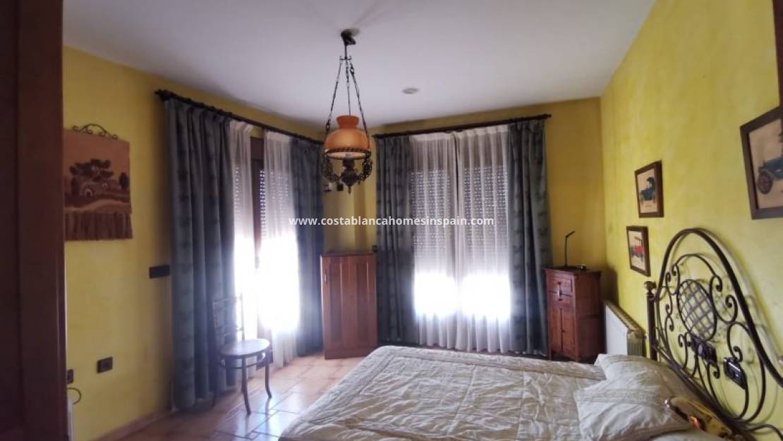 Re-salg - villa - Orihuela