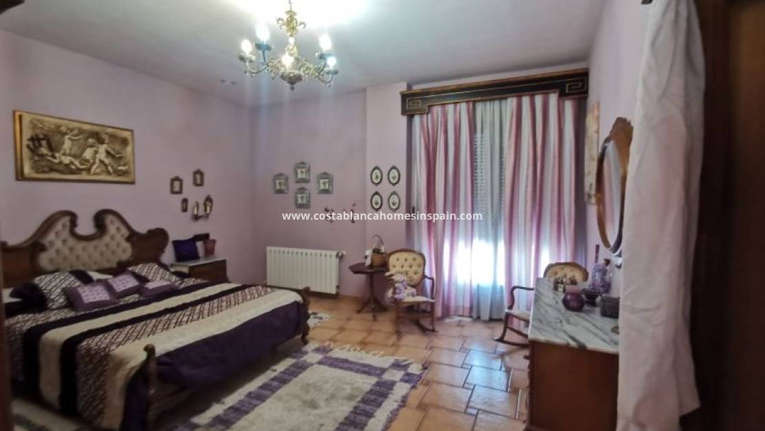 Re-salg - villa - Orihuela