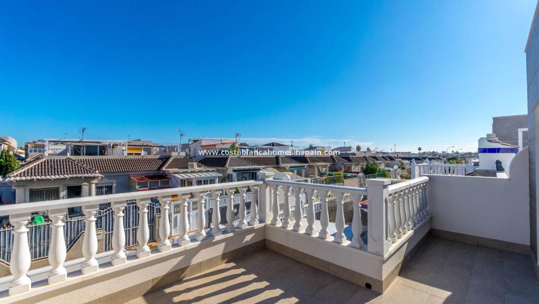 Re-salg - villa - Torrevieja - El chaparral