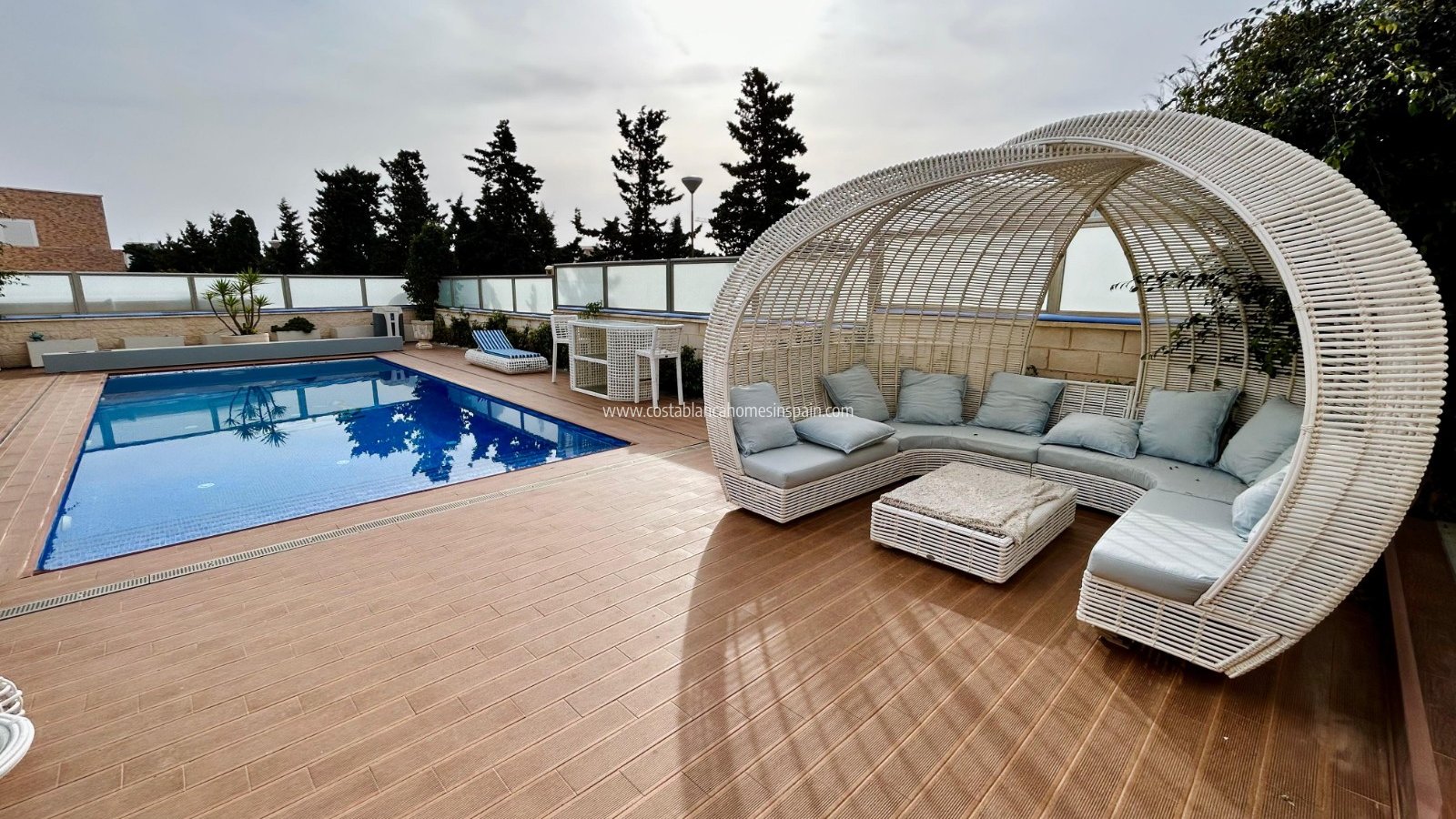 Re-salg - villa - Torrevieja - La Mata