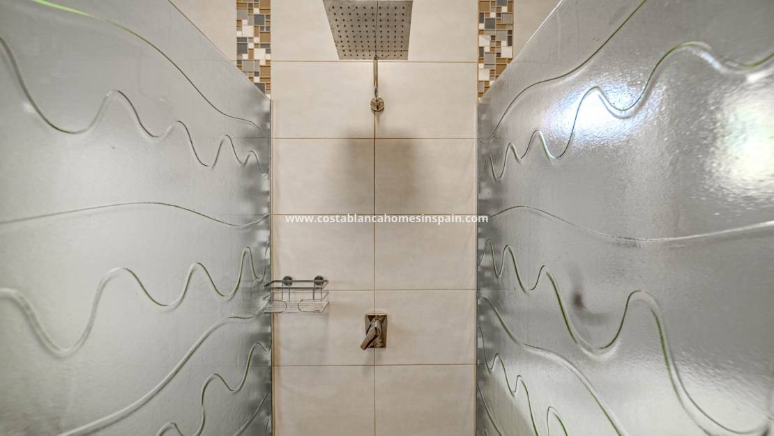 Re-salg -  - Villamartin - Orihuela Costa