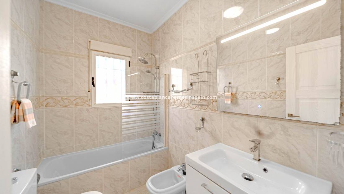 Re-salg -  - Villamartin - Orihuela Costa