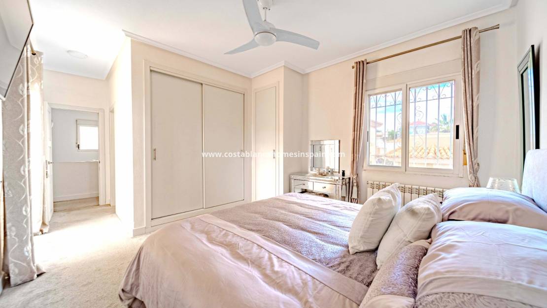 Re-salg -  - Villamartin - Orihuela Costa