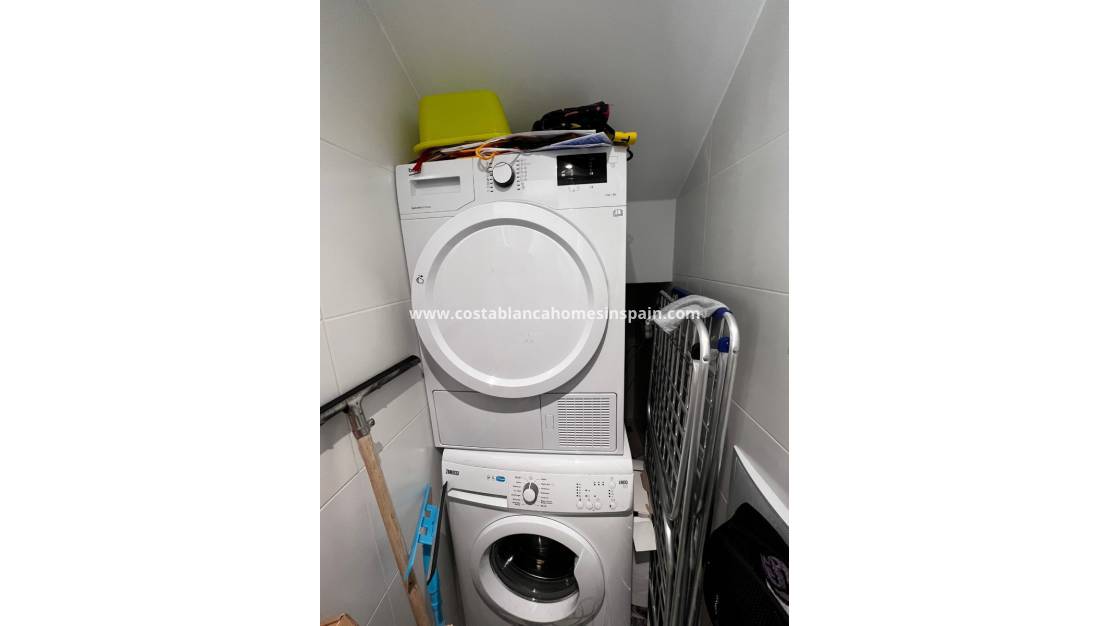 Re-salg -  - Villamartin