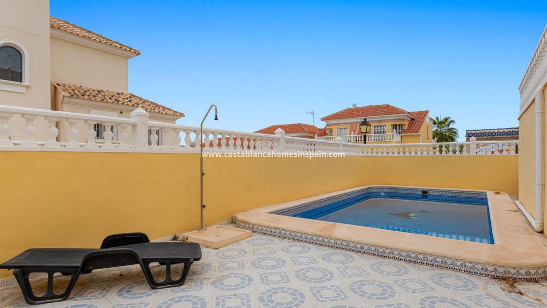 Re-salg -  - Villamartin