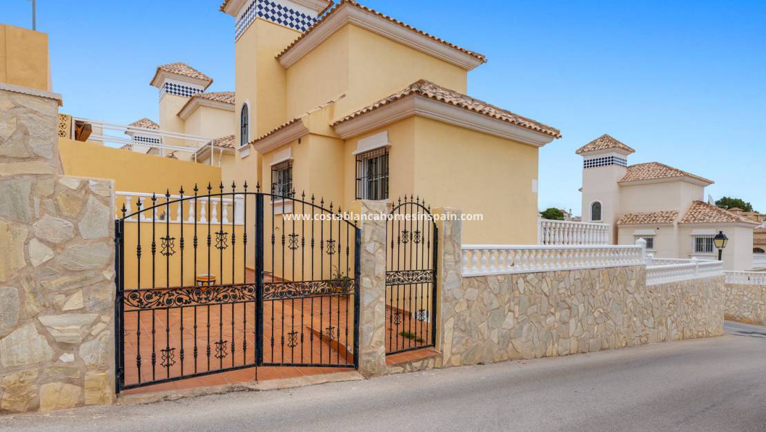 Re-salg -  - Villamartin