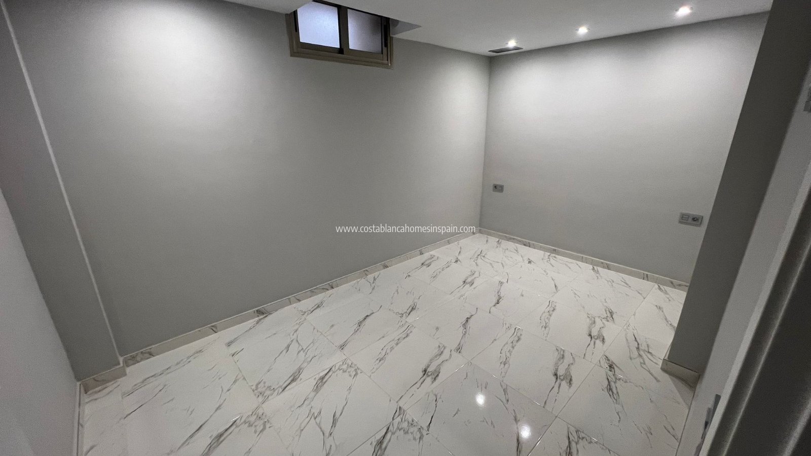 Re-salg -  - Villamartin