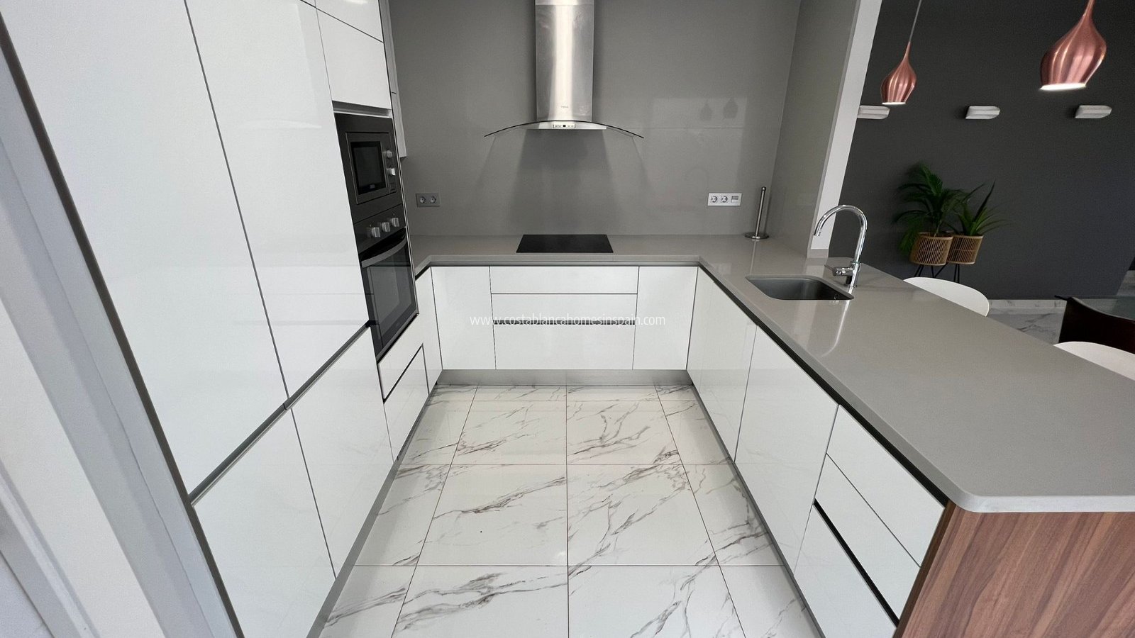 Re-salg -  - Villamartin