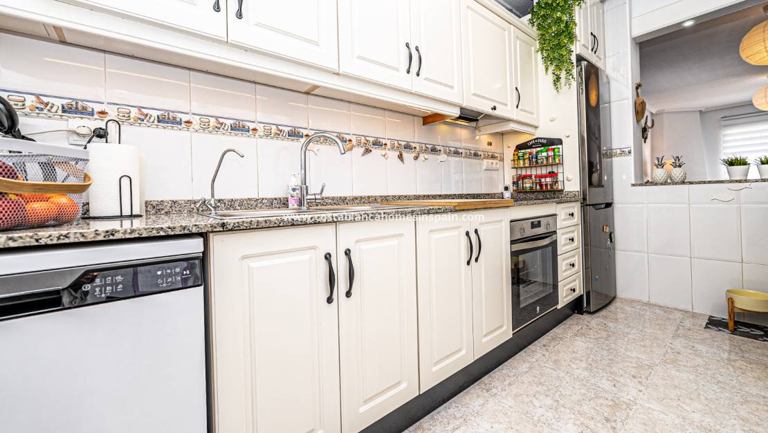 Re-salg -  - Villamartin