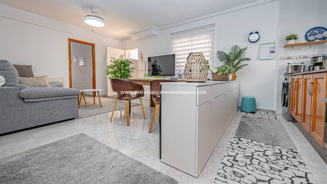 Re-salg -  - Villamartin