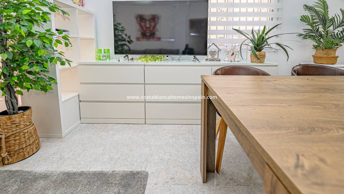 Re-salg -  - Villamartin