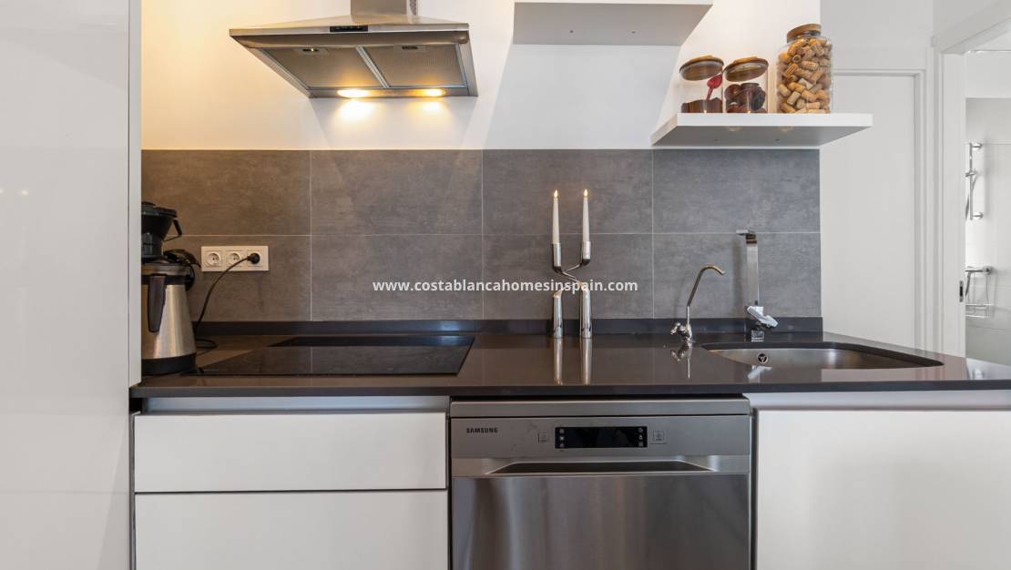 Re-salg -  - Villamartin