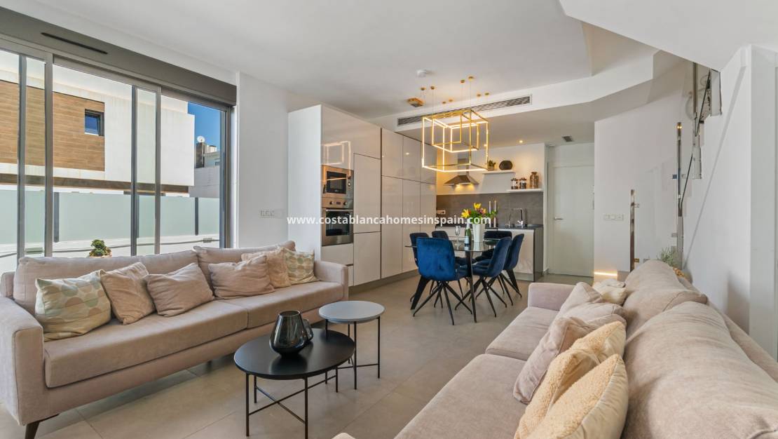 Re-salg -  - Villamartin