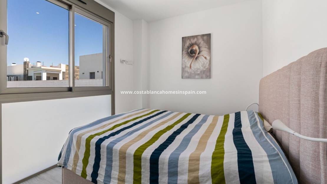 Re-salg -  - Villamartin