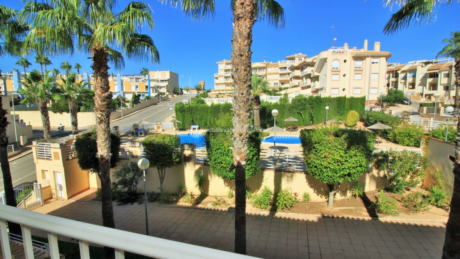 Resale - Apartment - Cabo Roig