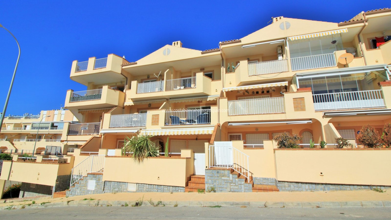 Resale - Apartment - Cabo Roig