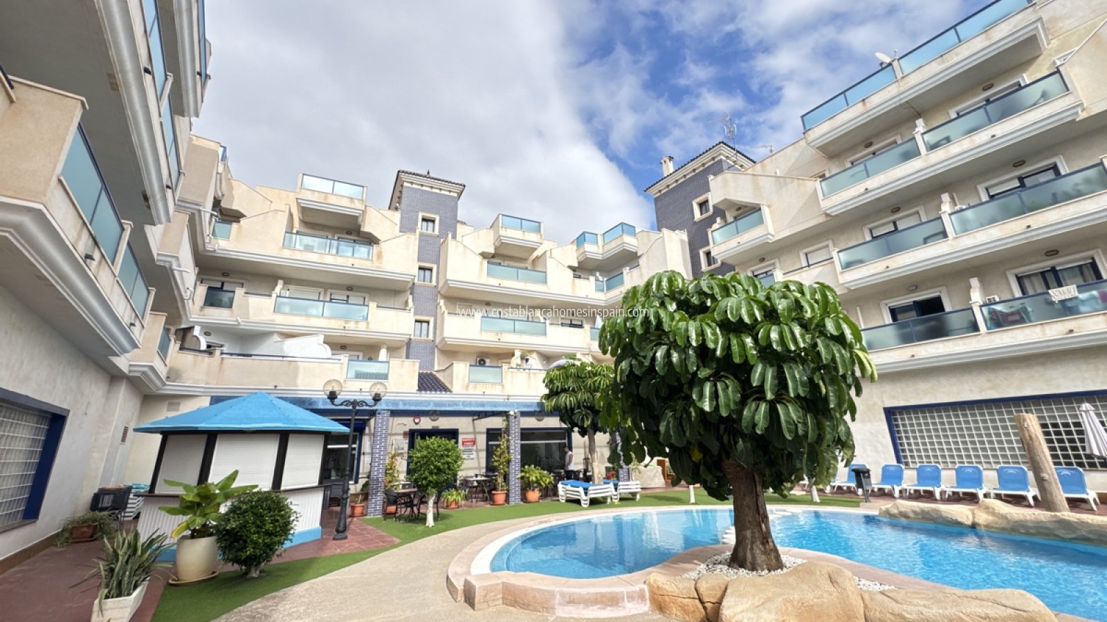 Resale - Apartment - Cabo Roig