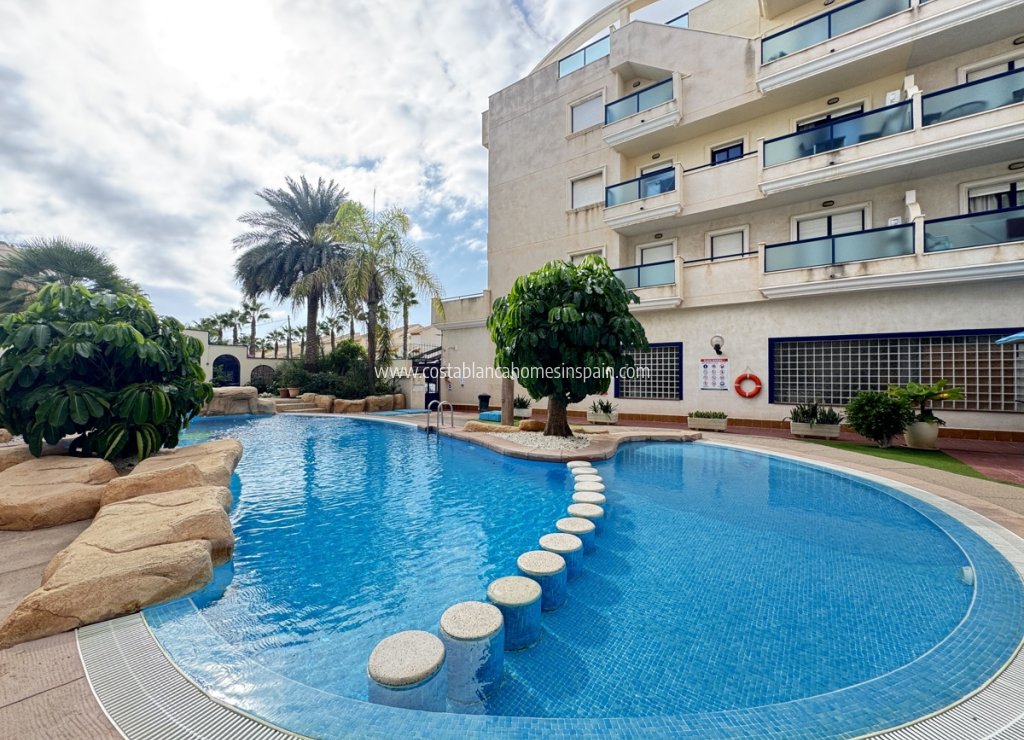 Resale - Apartment - Cabo Roig