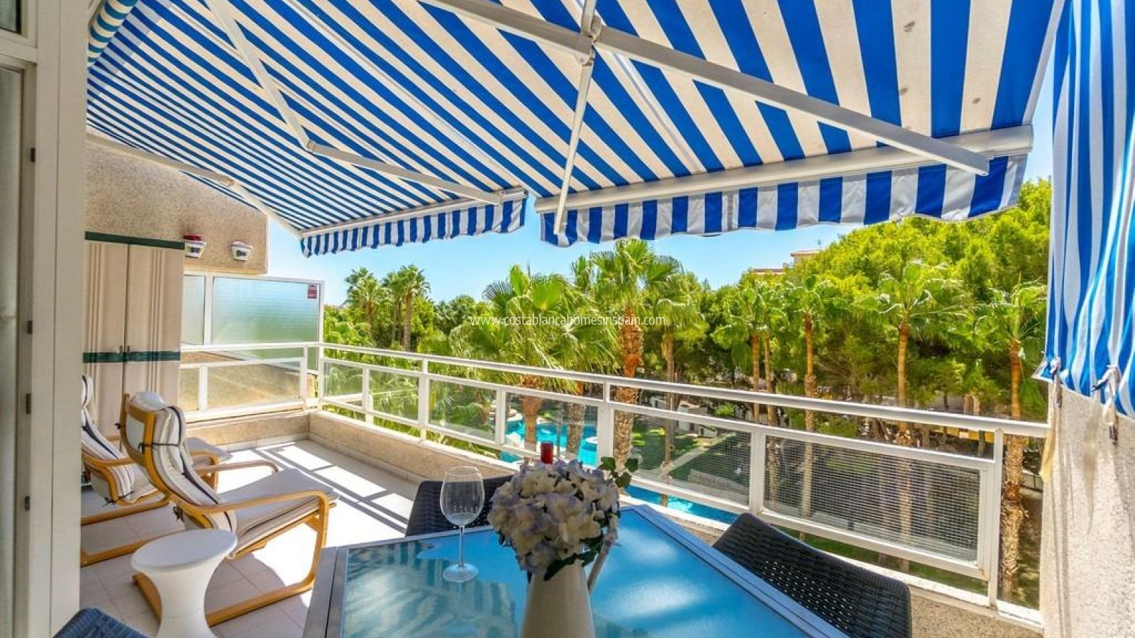 Resale - Apartment - Campoamor