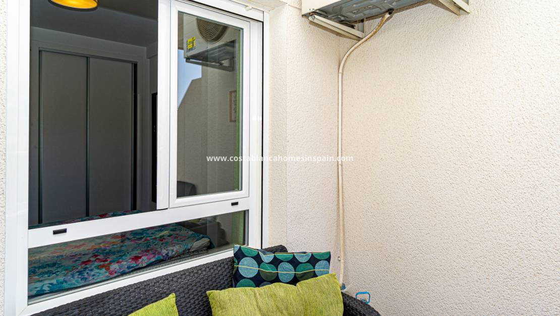 Resale - Apartment - Campoamor