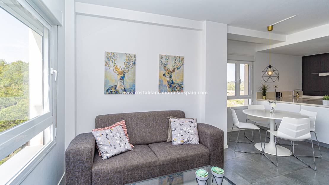 Resale - Apartment - Campoamor