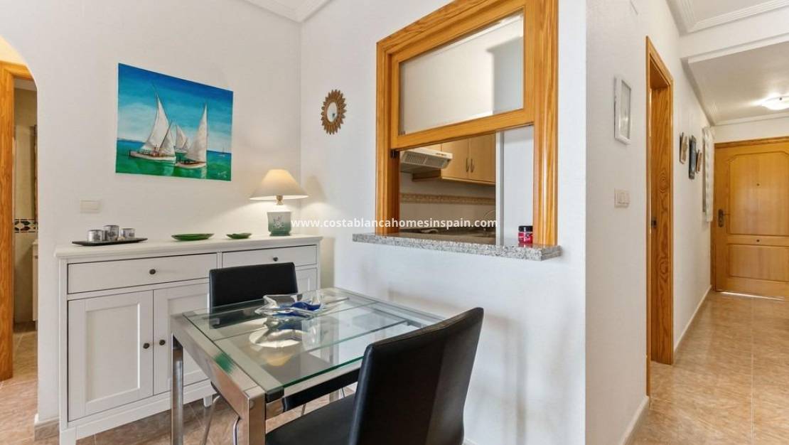 Resale - Apartment - Campoamor