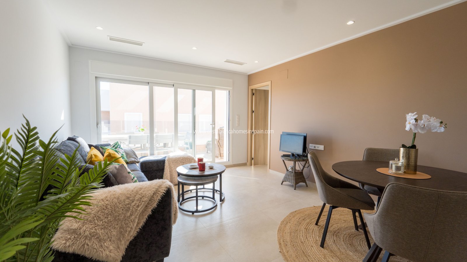Resale - Apartment - Guardamar del Segura - El Raso
