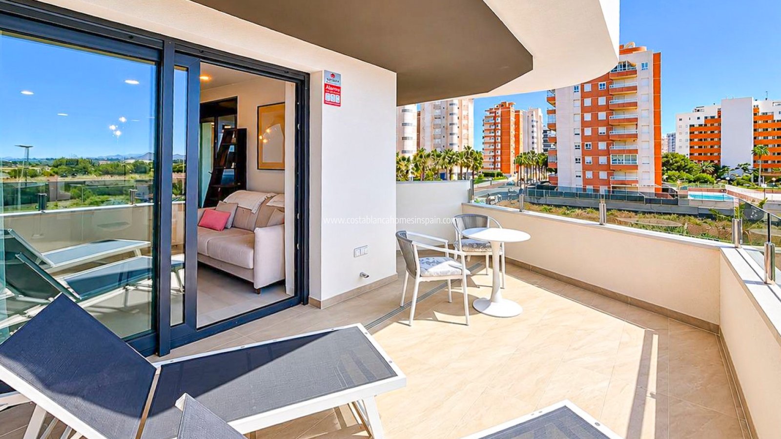 Resale - Apartment - Guardamar del Segura - Puerto Deportivo