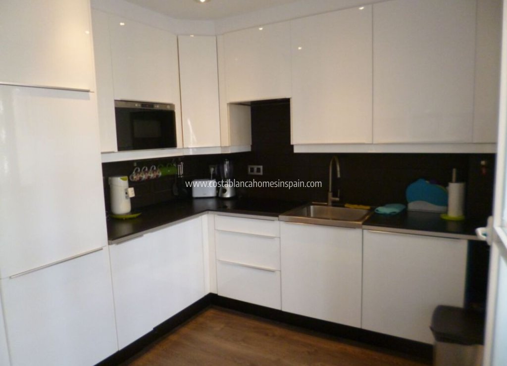 Resale - Apartment - La Florida