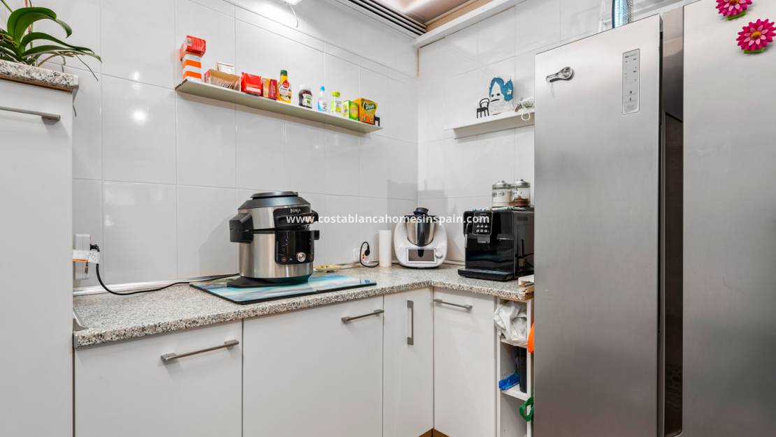 Resale - Apartment - Los Altos - Costa Blanca South