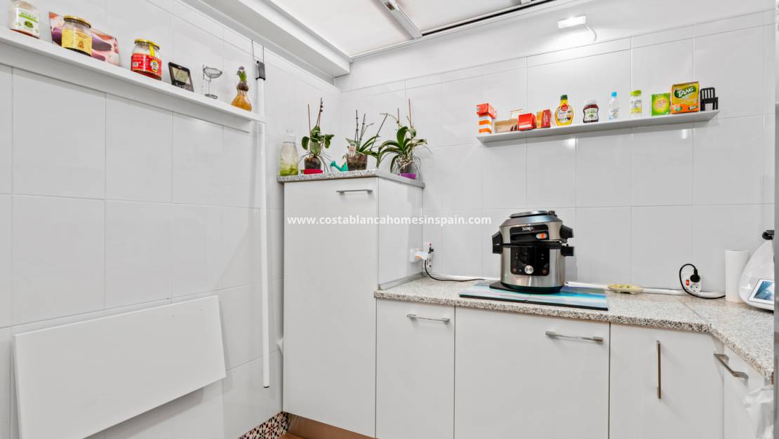 Resale - Apartment - Los Altos - Costa Blanca South