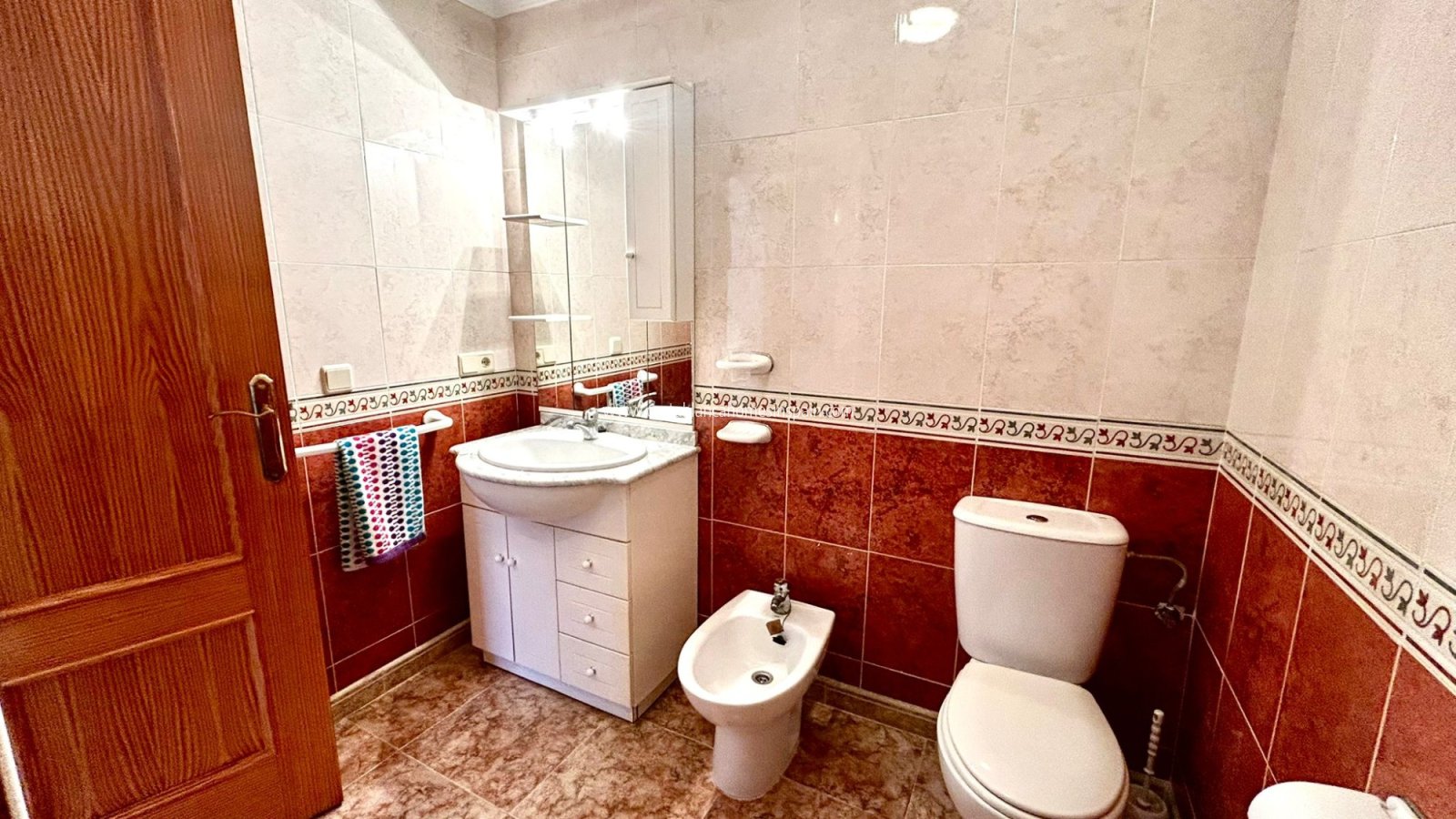 Resale - Apartment - Los Altos