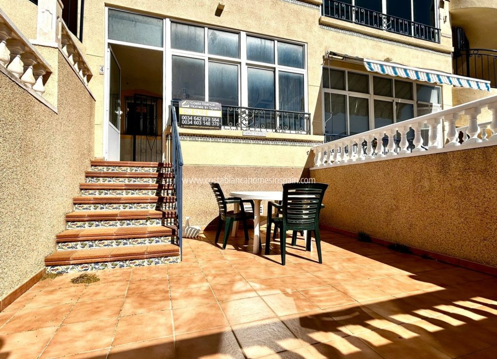 Resale - Apartment - Los Altos