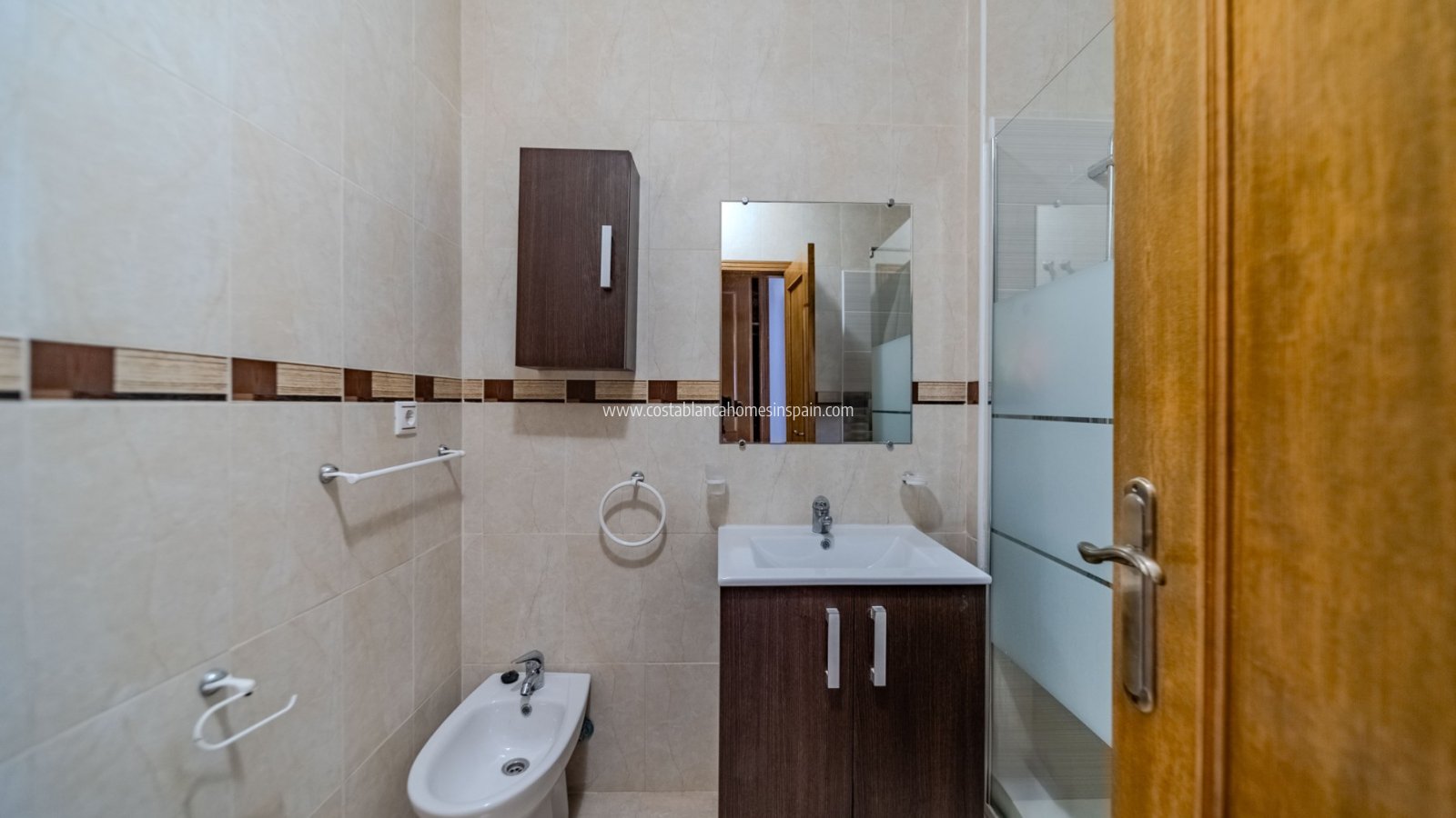Resale - Apartment - Los Altos