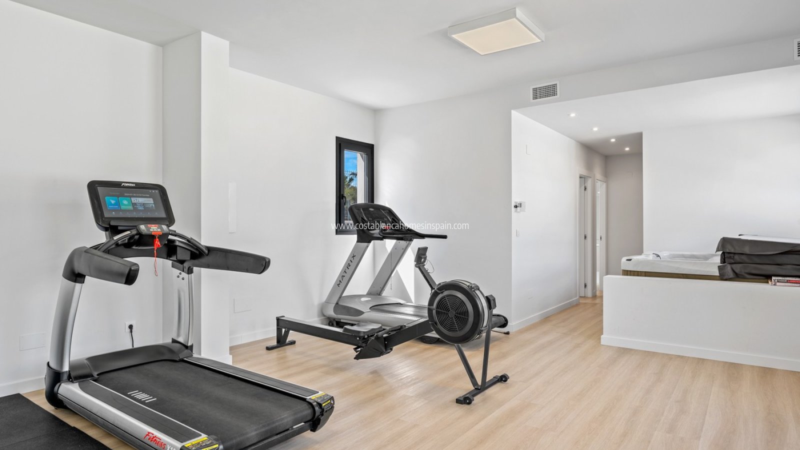 Resale - Apartment - Los Altos