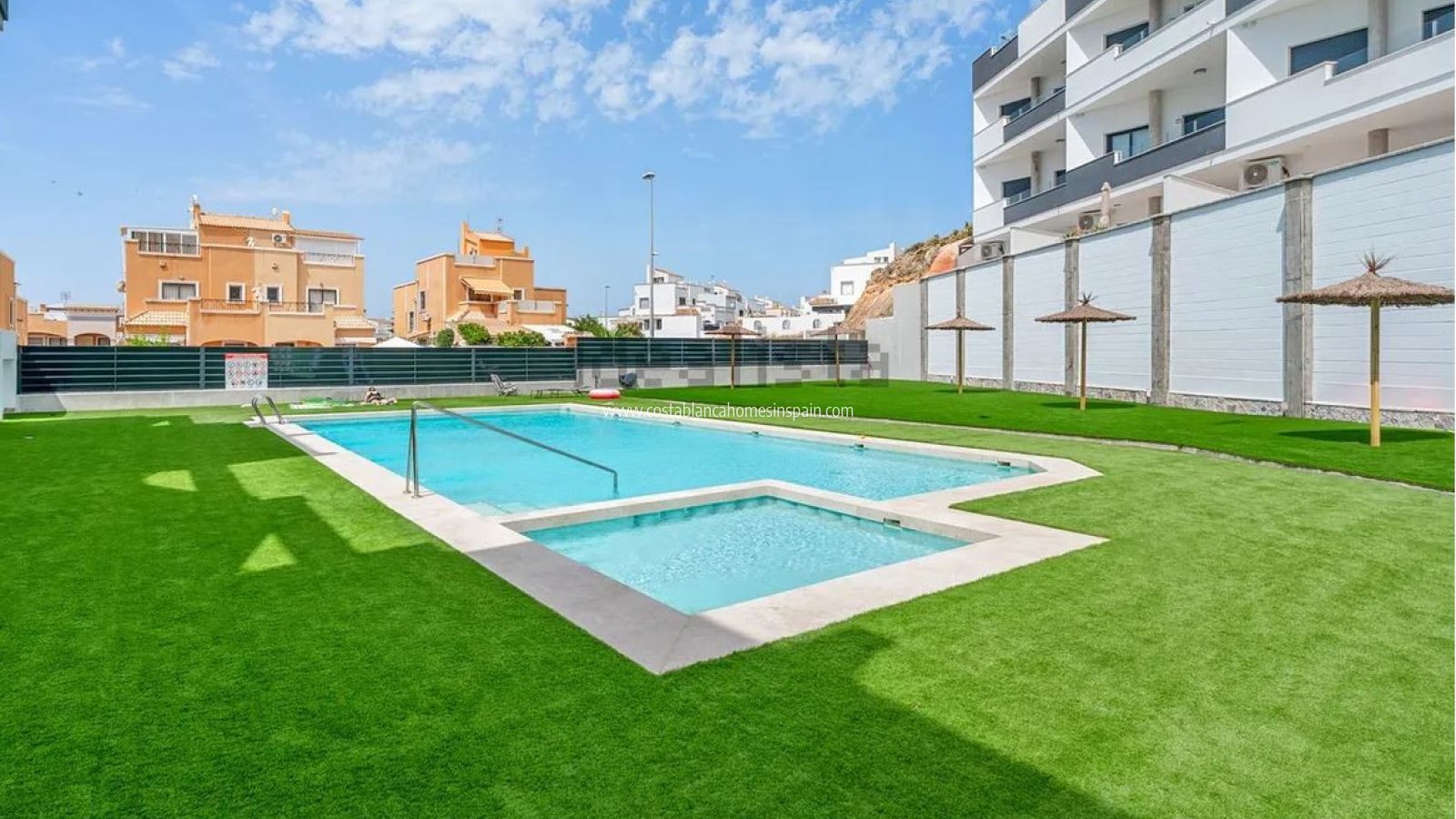 Resale - Apartment - Los Altos