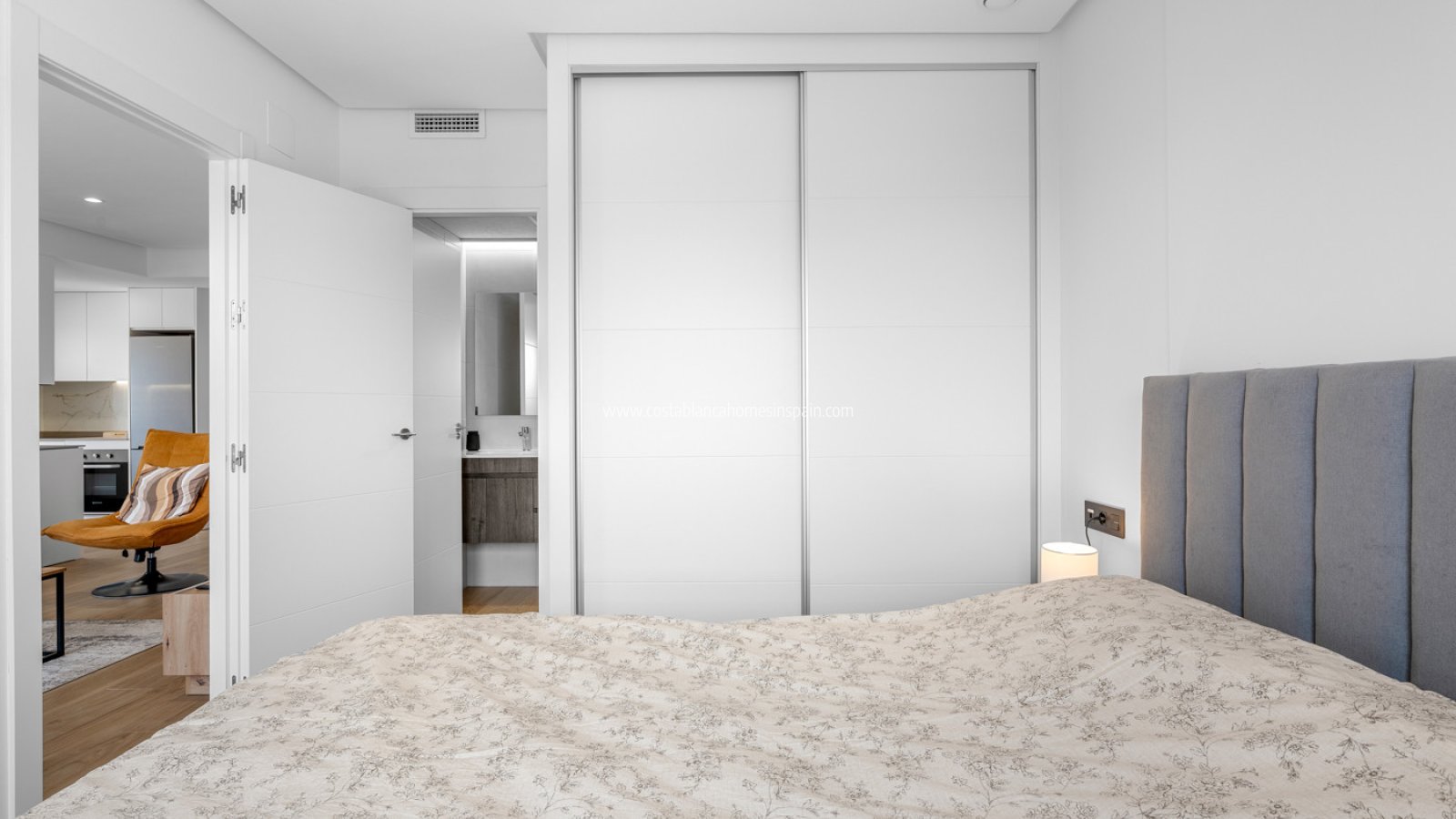 Resale - Apartment - Los Altos