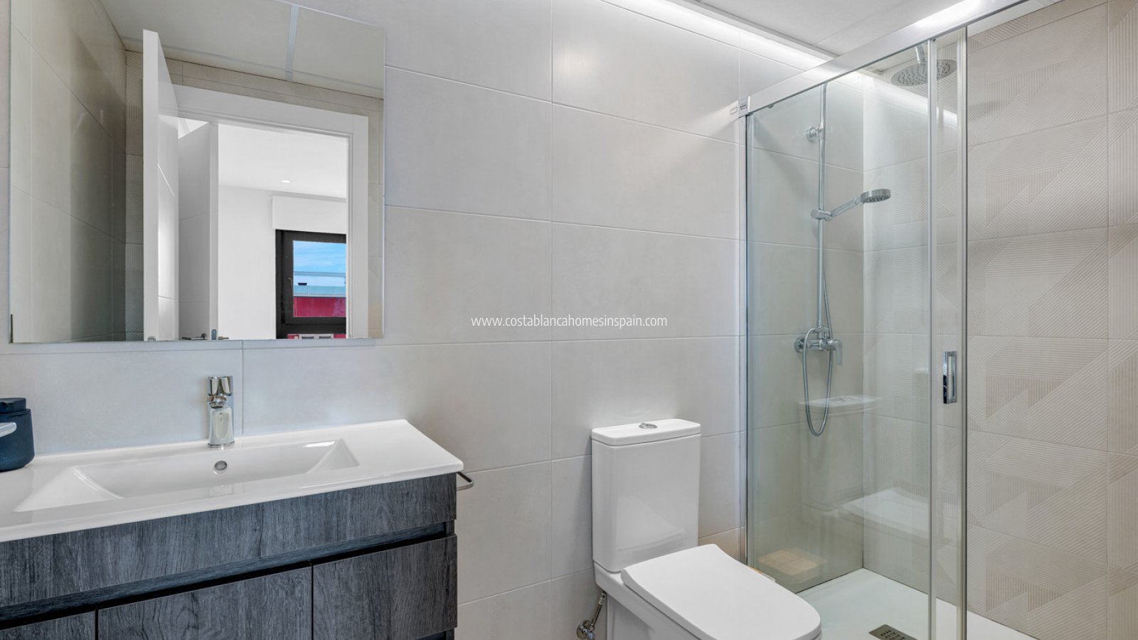 Resale - Apartment - Los Altos