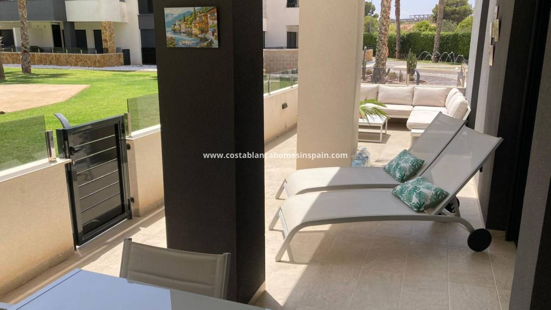 Resale - Apartment - Los Altos