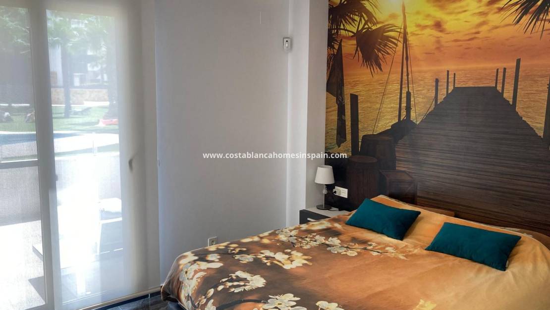 Resale - Apartment - Los Altos