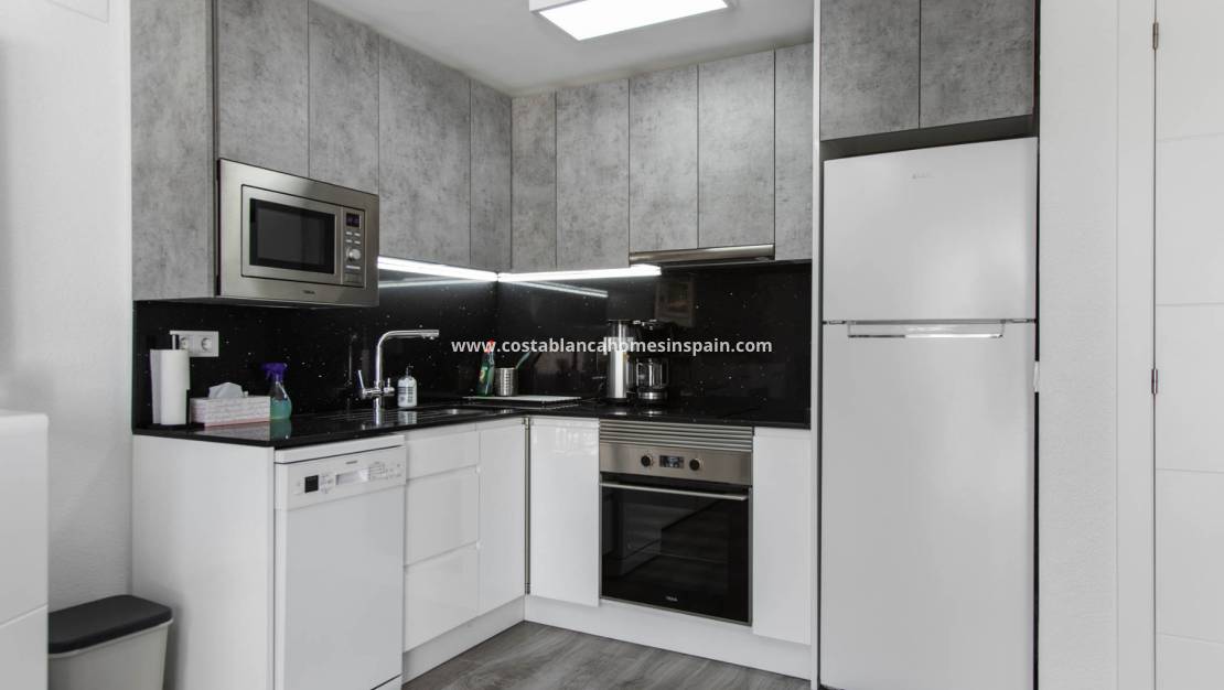 Resale - Apartment - LOS BALCONES