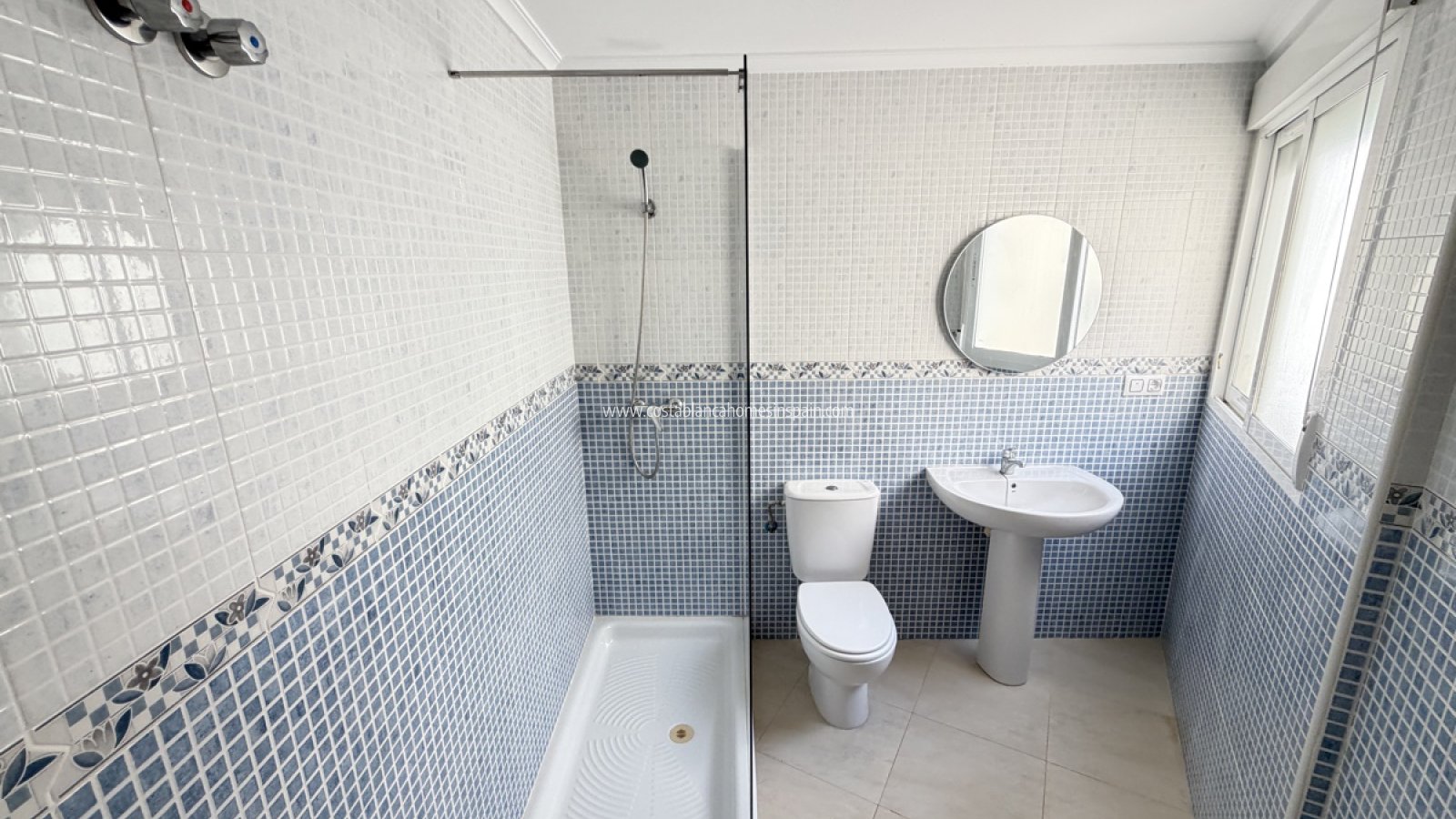 Resale - Apartment - Los Montesinos