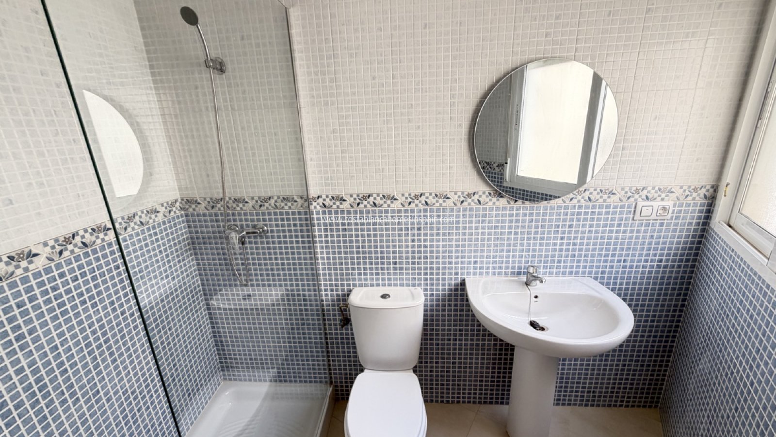 Resale - Apartment - Los Montesinos