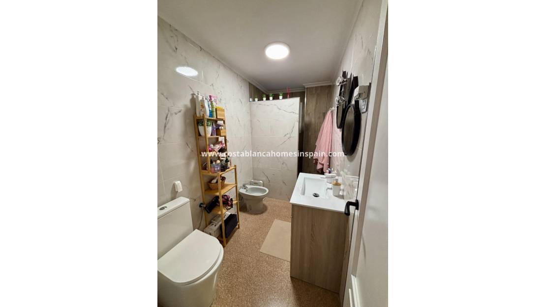 Resale - Apartment - Los Montesinos