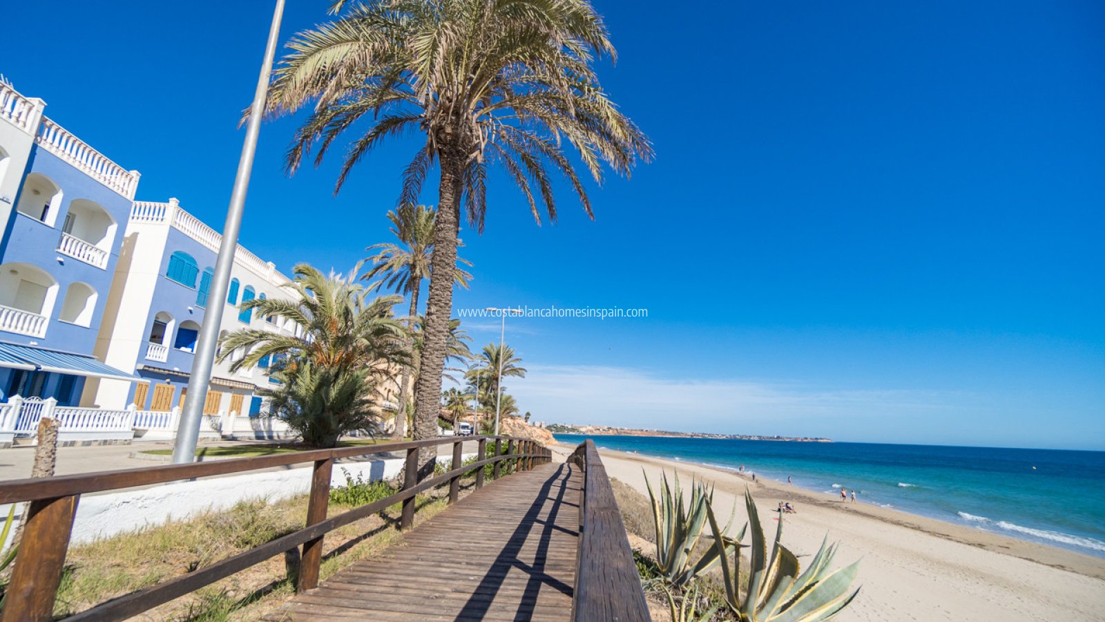 Resale - Apartment - Mil Palmeras - Beach